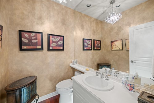 68-15715 34 Avenue, Surrey, BC - Indoor Photo Showing Bathroom
