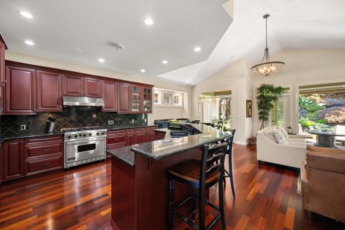 68-15715 34 Avenue, Surrey, BC - Indoor Photo Showing Kitchen