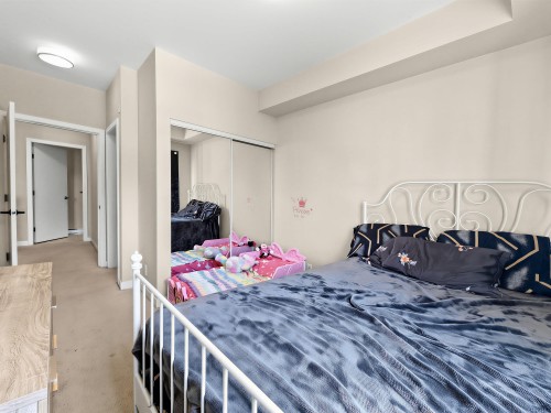 126-13228 Old Yale Road, Surrey, BC - Indoor Photo Showing Bedroom
