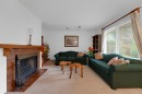 25-9930 148 Street, Surrey, BC  - Indoor Photo Showing Living Room With Fireplace 