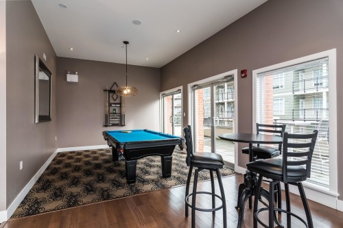 B401-20211 66 Avenue, Langley, BC - Indoor Photo Showing Other Room