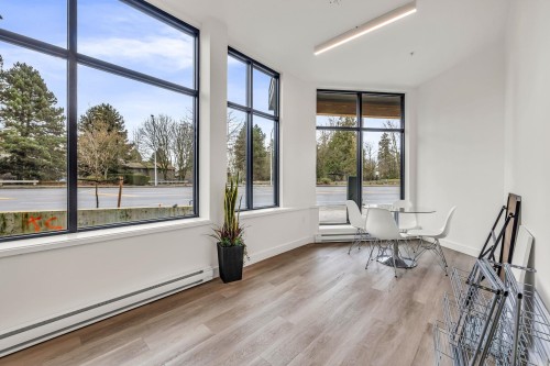 325-13788 76 Avenue, Surrey, BC - Indoor