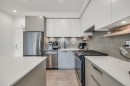 325-13788 76 Avenue, Surrey, BC  - Indoor Photo Showing Kitchen With Upgraded Kitchen 