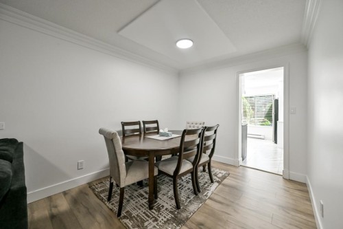 2-2998 Mouat Drive, Abbotsford, BC - Indoor Photo Showing Dining Room