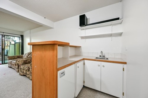2-2998 Mouat Drive, Abbotsford, BC - Indoor