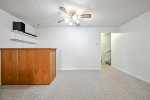 2-2998 Mouat Drive, Abbotsford, BC - Indoor Photo Showing Other Room