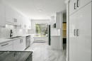 2-2998 Mouat Drive, Abbotsford, BC  - Indoor Photo Showing Kitchen With Double Sink With Upgraded Kitchen 