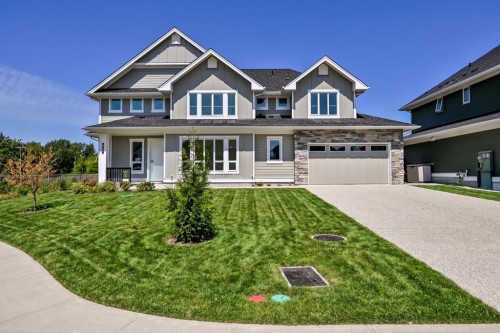 20839 35 Avenue, Langley, BC - Outdoor With Facade