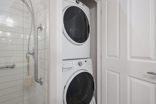 3-1640 140 Street, Surrey, BC - Indoor Photo Showing Laundry Room