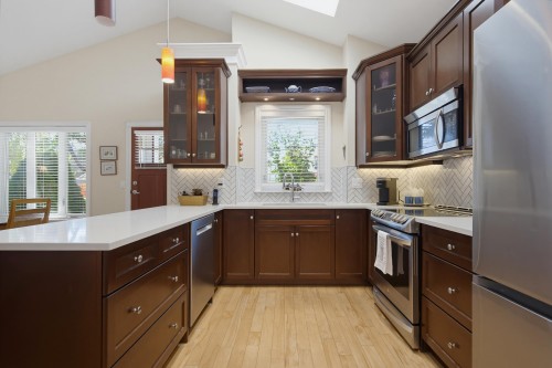 3-1640 140 Street, Surrey, BC - Indoor Photo Showing Kitchen With Upgraded Kitchen