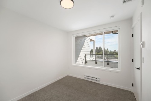 409-6270 Gooseberry Drive, Surrey, BC - Indoor Photo Showing Other Room