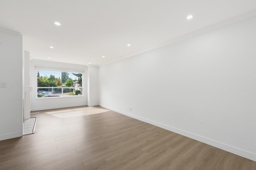 21-7140 132 Street, Surrey, BC - Indoor Photo Showing Other Room