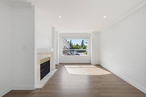 21-7140 132 Street, Surrey, BC - Indoor With Fireplace