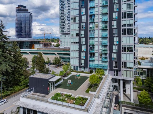 2105-13438 Central Avenue, Surrey, BC - Outdoor With Facade