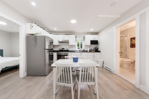 6709 216 Street, Langley, BC - Indoor Photo Showing Dining Room