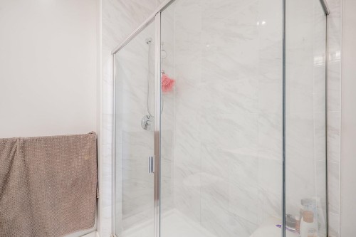 C620-8150 207 Street, Langley, BC - Indoor Photo Showing Bathroom