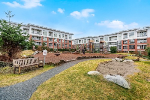 C620-8150 207 Street, Langley, BC - Outdoor
