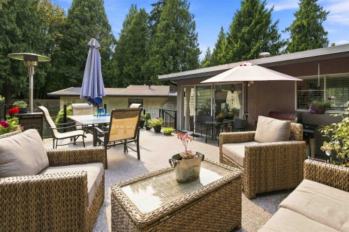 10520 Sunview Place, Delta, BC - Outdoor With Deck Patio Veranda