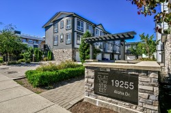 61-19255 Aloha Drive Surrey, BC V4N 6T8