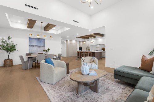 23709 40 Avenue, Langley, BC - Indoor Photo Showing Living Room