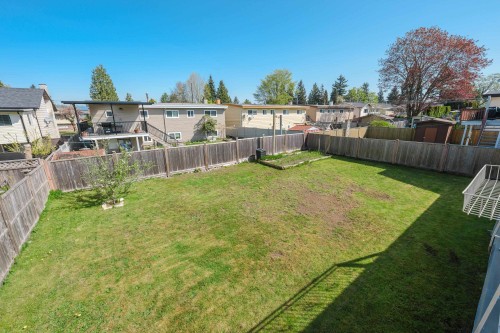 11789 85A Avenue, Delta, BC - Outdoor With Backyard