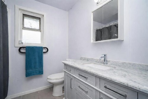 2995 268A Street, Langley, BC - Indoor Photo Showing Bathroom