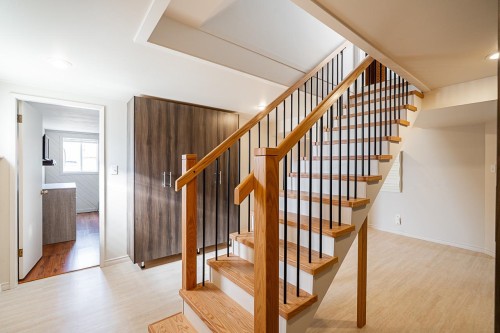 1033 Cypress Street, White Rock, BC - Indoor Photo Showing Other Room
