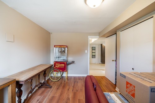 1033 Cypress Street, White Rock, BC - Indoor Photo Showing Other Room