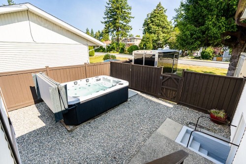 1033 Cypress Street, White Rock, BC - Outdoor With Exterior