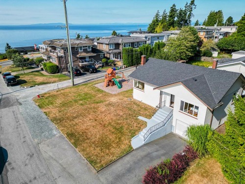 1033 Cypress Street, White Rock, BC - Outdoor With Body Of Water