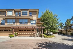 17-16655 64 Avenue Surrey, BC V3S 3V1