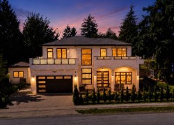 7565 116 Street Delta, BC V4C 5T5