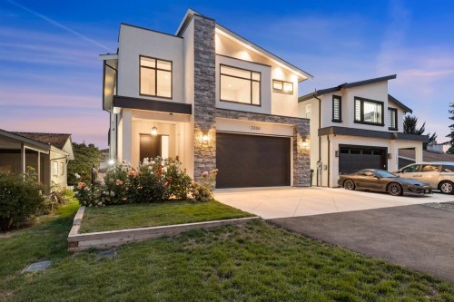 2330 Cascade Street  Abbotsford, BC V2T 3G3
