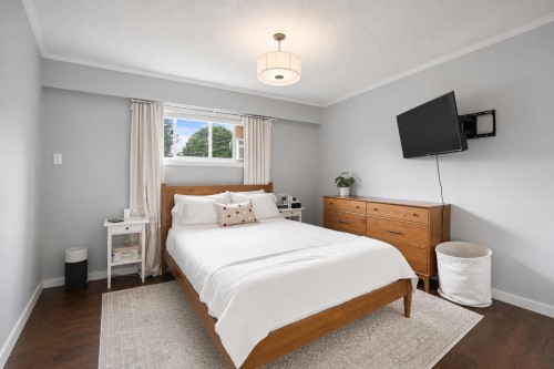 32137 Debreen Crescent, Abbotsford, BC - Indoor Photo Showing Bedroom