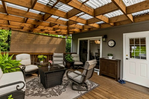 32137 Debreen Crescent, Abbotsford, BC - Outdoor With Deck Patio Veranda With Exterior