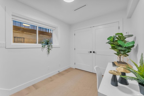 8221 111B Street, Delta, BC - Indoor Photo Showing Other Room