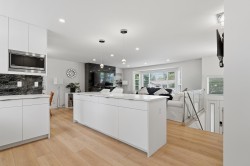 14348 Gladstone Drive Surrey, BC V3R 5R9