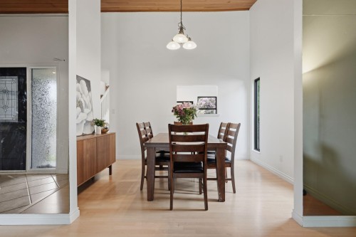 11837 Alderwood Crescent, Delta, BC - Indoor Photo Showing Dining Room