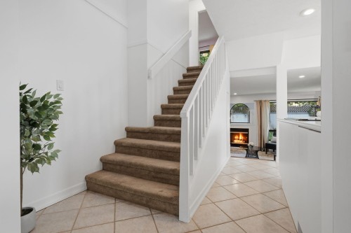 11837 Alderwood Crescent, Delta, BC - Indoor Photo Showing Other Room