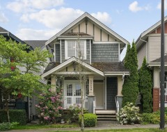 15130 62 Avenue Surrey, BC V3S 5J7