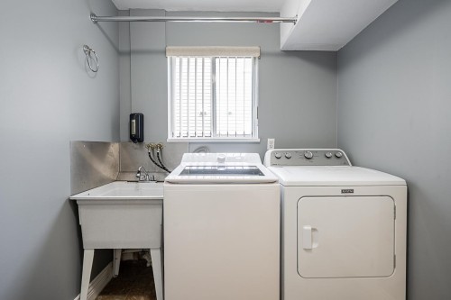 19065 60 Avenue, Surrey, BC - Indoor Photo Showing Laundry Room
