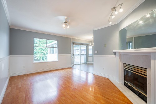 19065 60 Avenue, Surrey, BC - Indoor With Fireplace