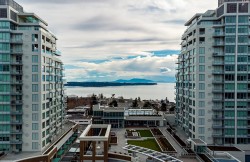 1503-15165 Thrift Avenue  White Rock, BC V4B 0C1