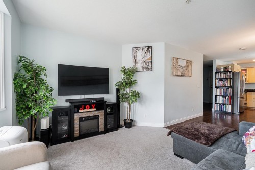 206-19774 56 Avenue  Langley, BC V3A 3X6