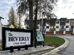 13-17538 100 Avenue Avenue Surrey, BC V4N 5H1