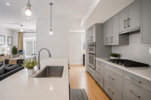 27-22128 48a Avenue  Langley, BC V3A 0L6