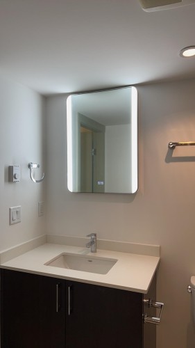 202-8695 160 Street , Surrey, BC V4G 1N4 5