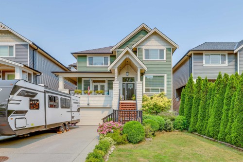 36643 Auguston Parkway E, Abbotsford, BC - Outdoor With Facade