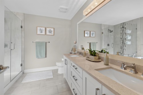 36643 Auguston Parkway E, Abbotsford, BC - Indoor Photo Showing Bathroom