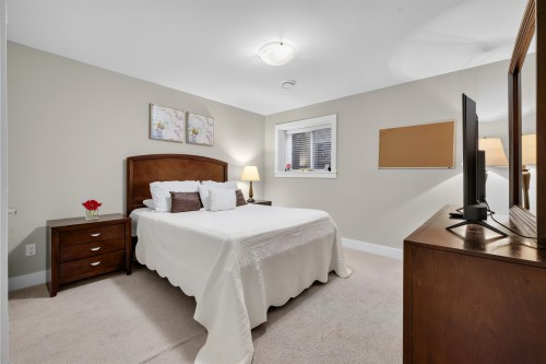 36643 Auguston Parkway E, Abbotsford, BC - Indoor Photo Showing Bedroom